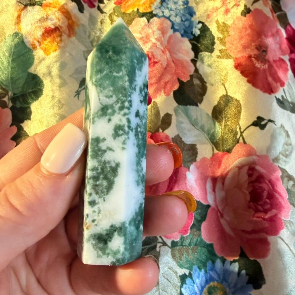 Moss Agate Crystal Point Tower